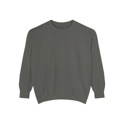 Comfy Unisex Garment-Dyed Sweatshirt - Perfect for Relaxation and Casual Outings